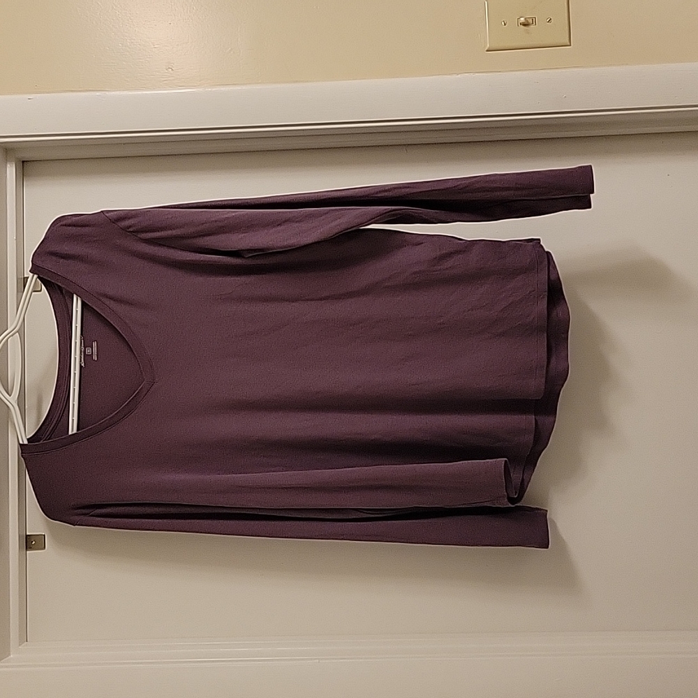 Eddie Bauer long sleeved tshirt